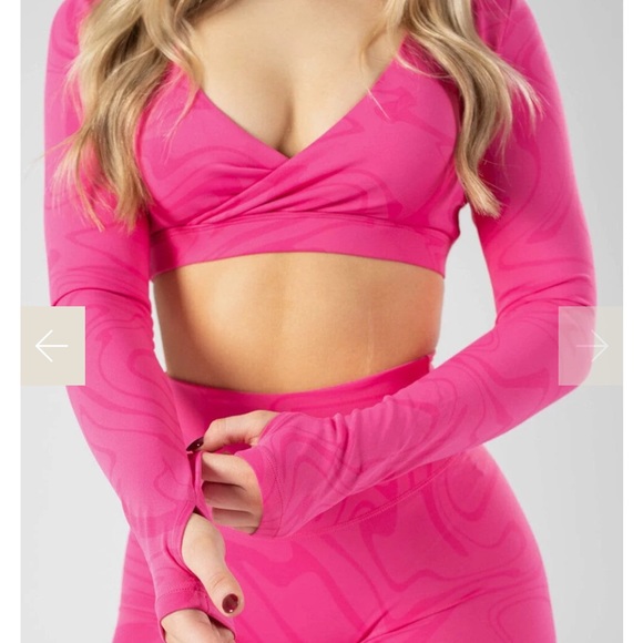 NWT Paragon top - Reversible - Picture 4 of 10